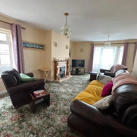 Fernhurst Bed & Breakfast *