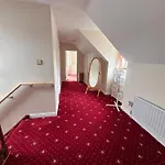 Fernhurst B&B