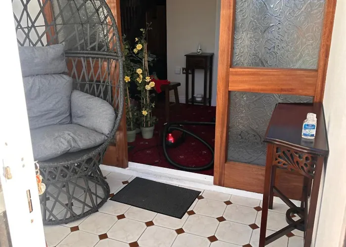 Fernhurst Bed & Breakfast *